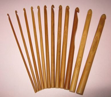 Crochet Hooks - bamboo, set of 12