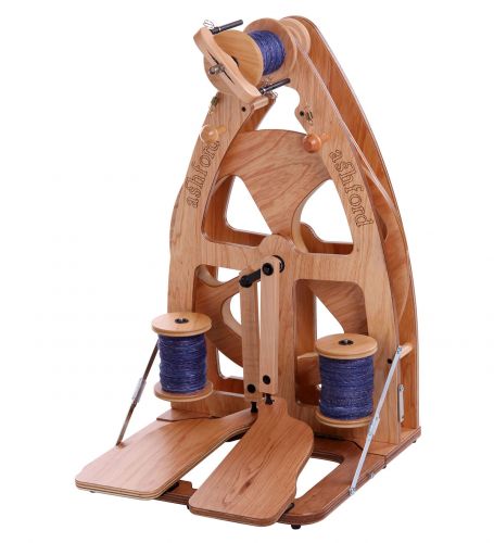 Joy Spinning Wheel 2 Double Treadle with Carry Bag by Ashford