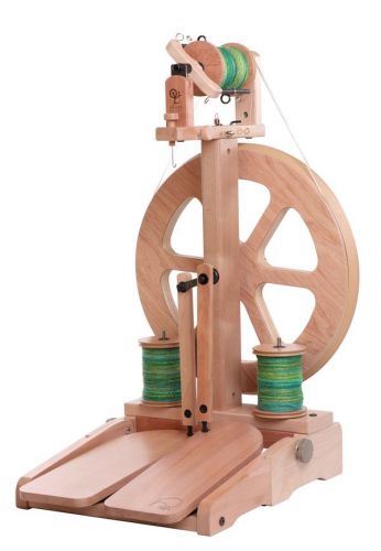 Kiwi 3 Spinning Wheel Lacquered finish by Ashford